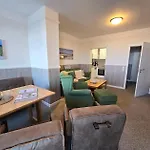 Residenz Seeblick, 10 Mit Balkon Und Ostseeblick Apartment *