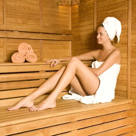 Residenz Seeblick, 10 Mit Balkon Und Ostseeblick * Зеллин