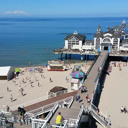 Residenz Seeblick, 10 Mit Balkon Und Ostseeblick