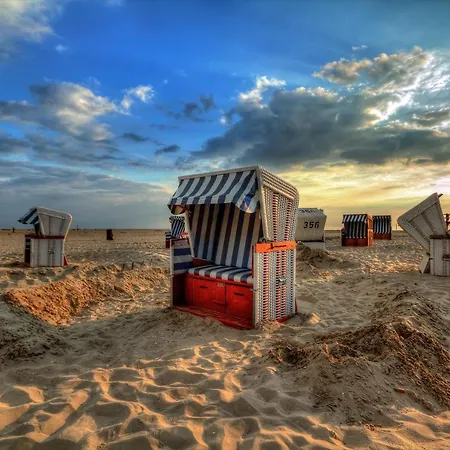 Residenz Seeblick, 10 Mit Balkon Und Ostseeblick * Зеллин