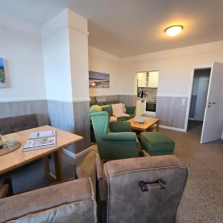 Residenz Seeblick, 10 Mit Balkon Und Ostseeblick Апартаменты *